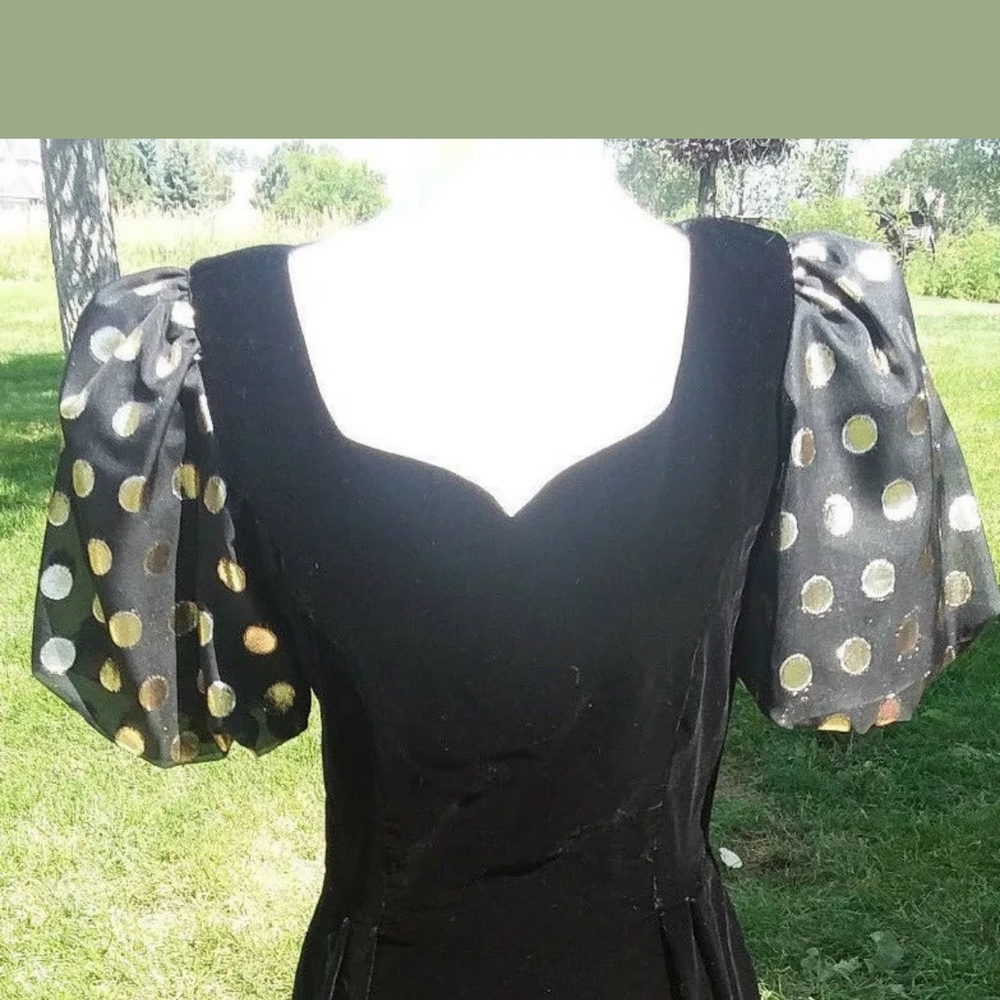 Vintage 80s Maggy Boutique Formal Velvet Ball Gown